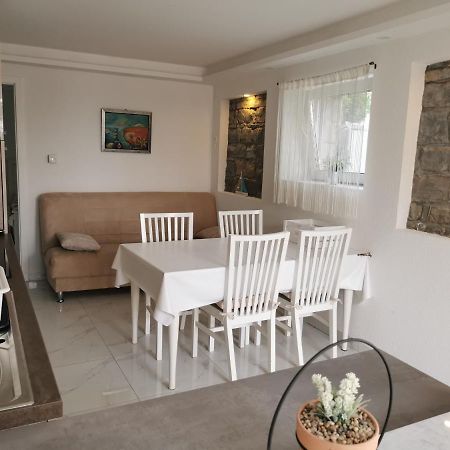 Apartma Kantina Ankaran Buitenkant foto