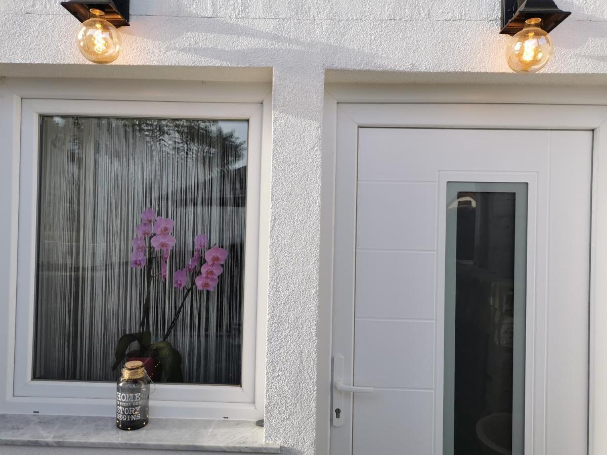 Apartma Kantina Ankaran Buitenkant foto