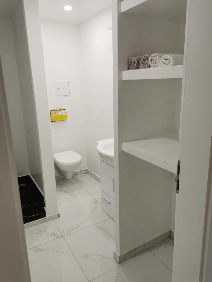 Apartma Kantina Ankaran Buitenkant foto