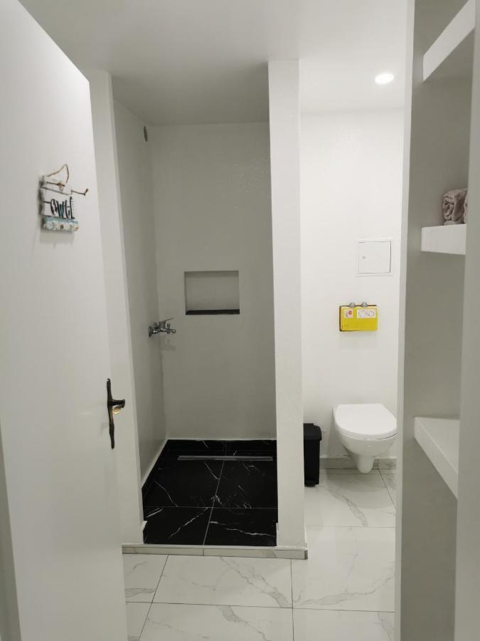 Apartma Kantina Ankaran Buitenkant foto