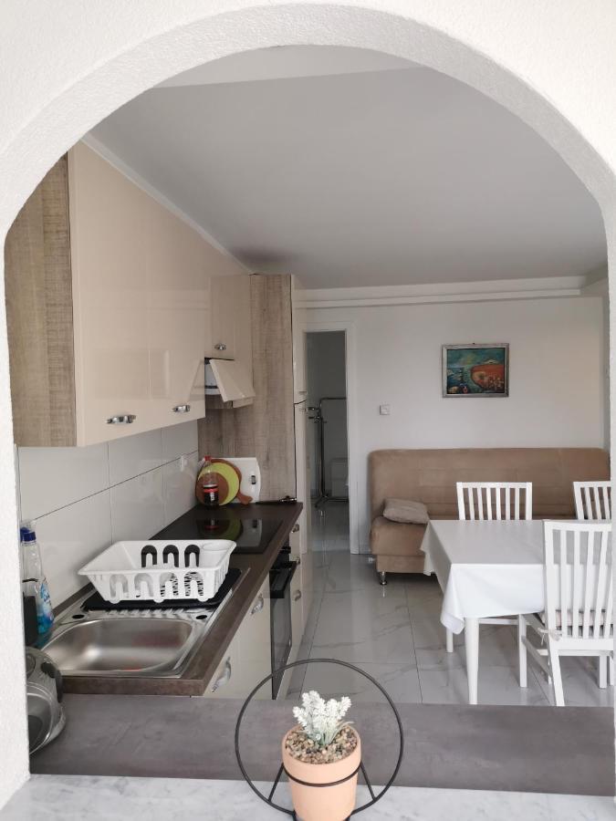 Apartma Kantina Ankaran Buitenkant foto