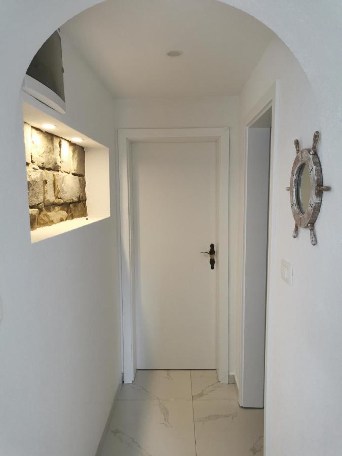 Apartma Kantina Ankaran Buitenkant foto