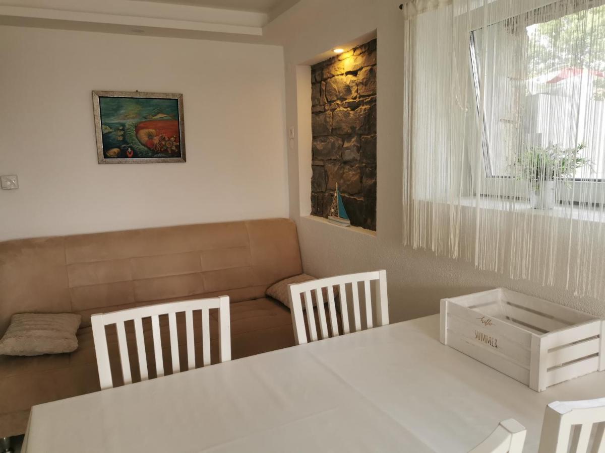 Apartma Kantina Ankaran Buitenkant foto